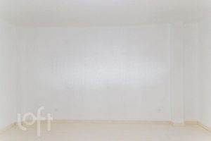 Image 1 - 891729
