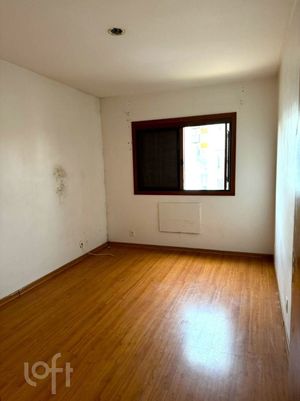 Image 3 - 891740
