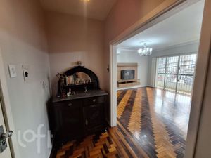 Image 1 - 891744