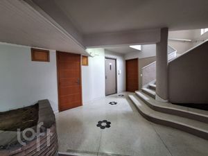 Image 37 - 891744