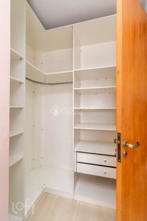 Image 9 - 891752