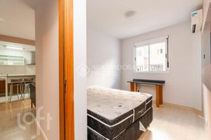 Image 8 - 891752