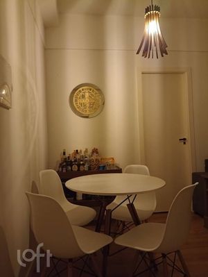 Image 2 - 891762