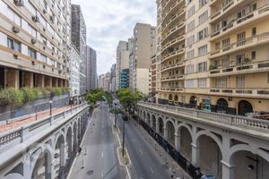 Image 30 - 891773
