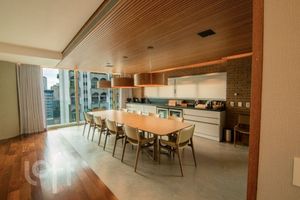 Image 9 - 891779
