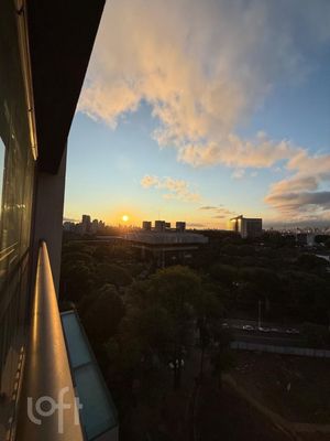 Image 2 - 891780