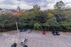 Image 4 - 891795