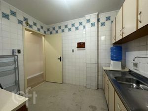Image 16 - 891799