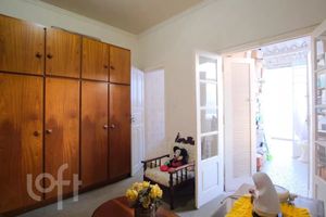 Image 7 - 891806