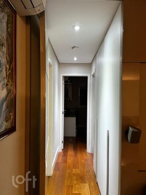 Image 13 - 891809