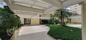 Image 32 - 891814