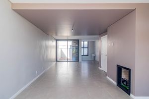 Image 3 - 891817