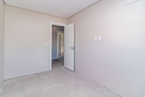 Image 14 - 891817