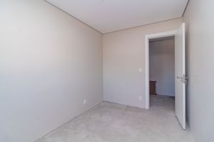 Image 13 - 891817