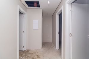 Image 29 - 891817