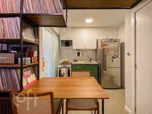 Image 4 - 891824