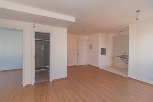 Image 1 - 891826