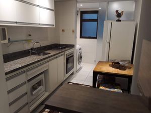 Image 2 - 891829