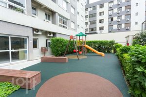 Image 32 - 891836