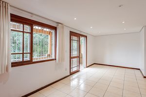 Image 1 - 891838