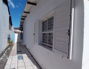 Image 3 - 891858