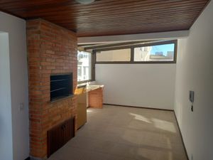 Image 8 - 891860