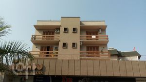 Image 8 - 891865