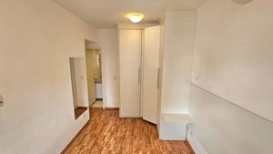 Image 14 - 891894