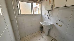 Image 6 - 891894