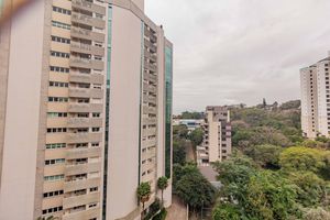 Image 16 - 891895