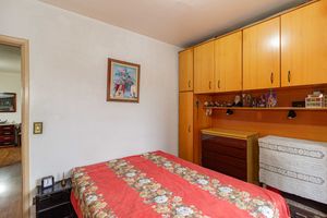 Image 7 - 891917