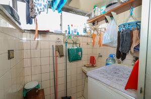 Image 15 - 891917