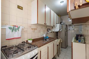 Image 20 - 891917