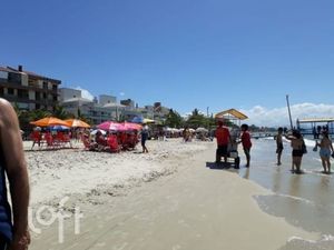 Image 42 - 891921