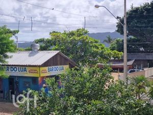 Image 11 - 891921