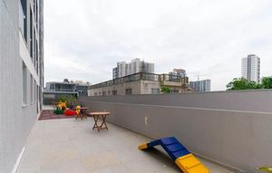 Image 18 - 891928