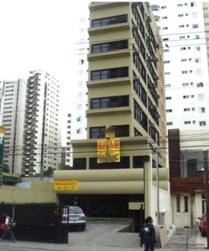 Image 1 - 891938