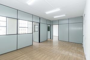 Image 15 - 891943