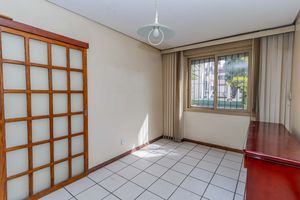 Image 2 - 891962