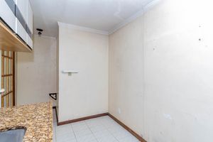 Image 12 - 891962