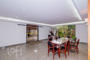 Image 39 - 891963
