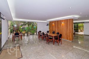 Image 43 - 891963