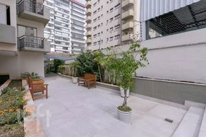Image 27 - 891969
