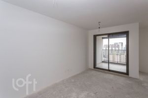 Image 21 - 891985