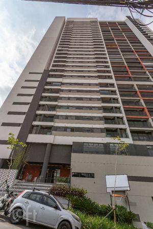Image 44 - 891985