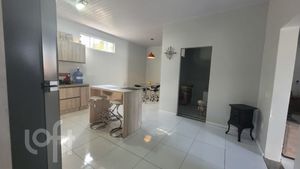 Image 21 - 892037