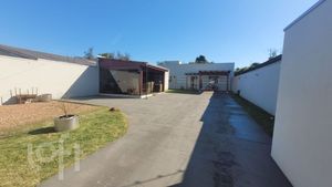 Image 37 - 892037