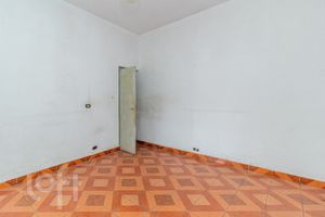 Image 16 - 892038