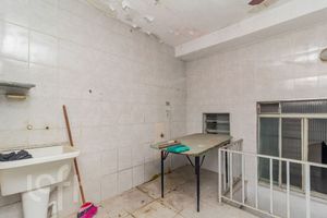 Image 23 - 892038