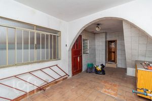 Image 31 - 892038